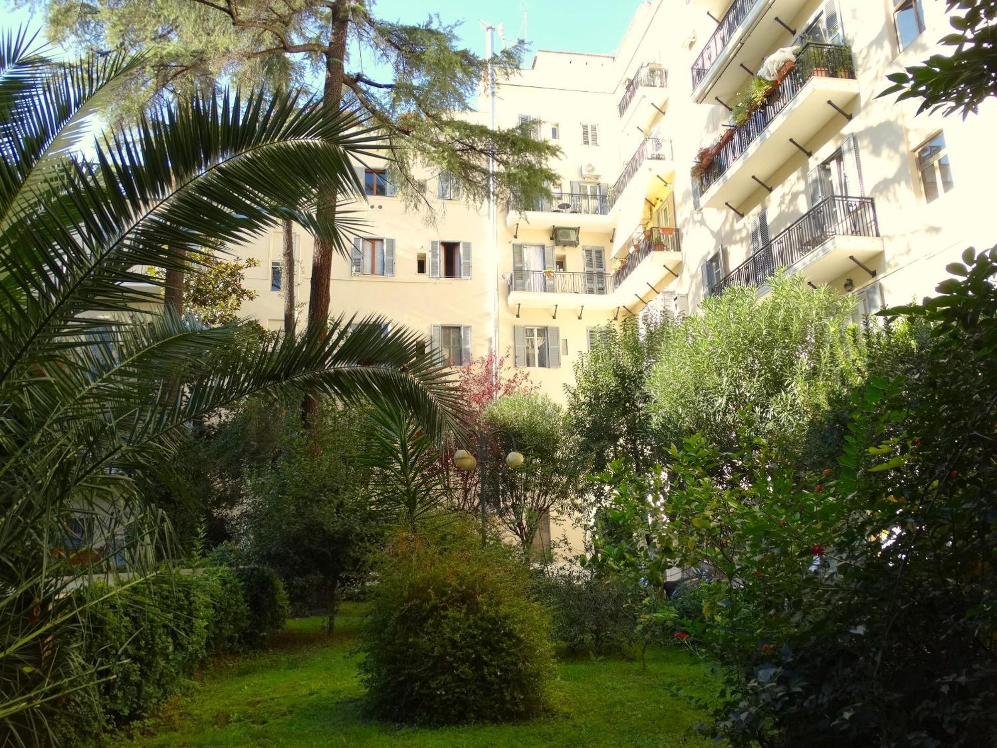 Domus Dino Apartment Rome Exterior photo