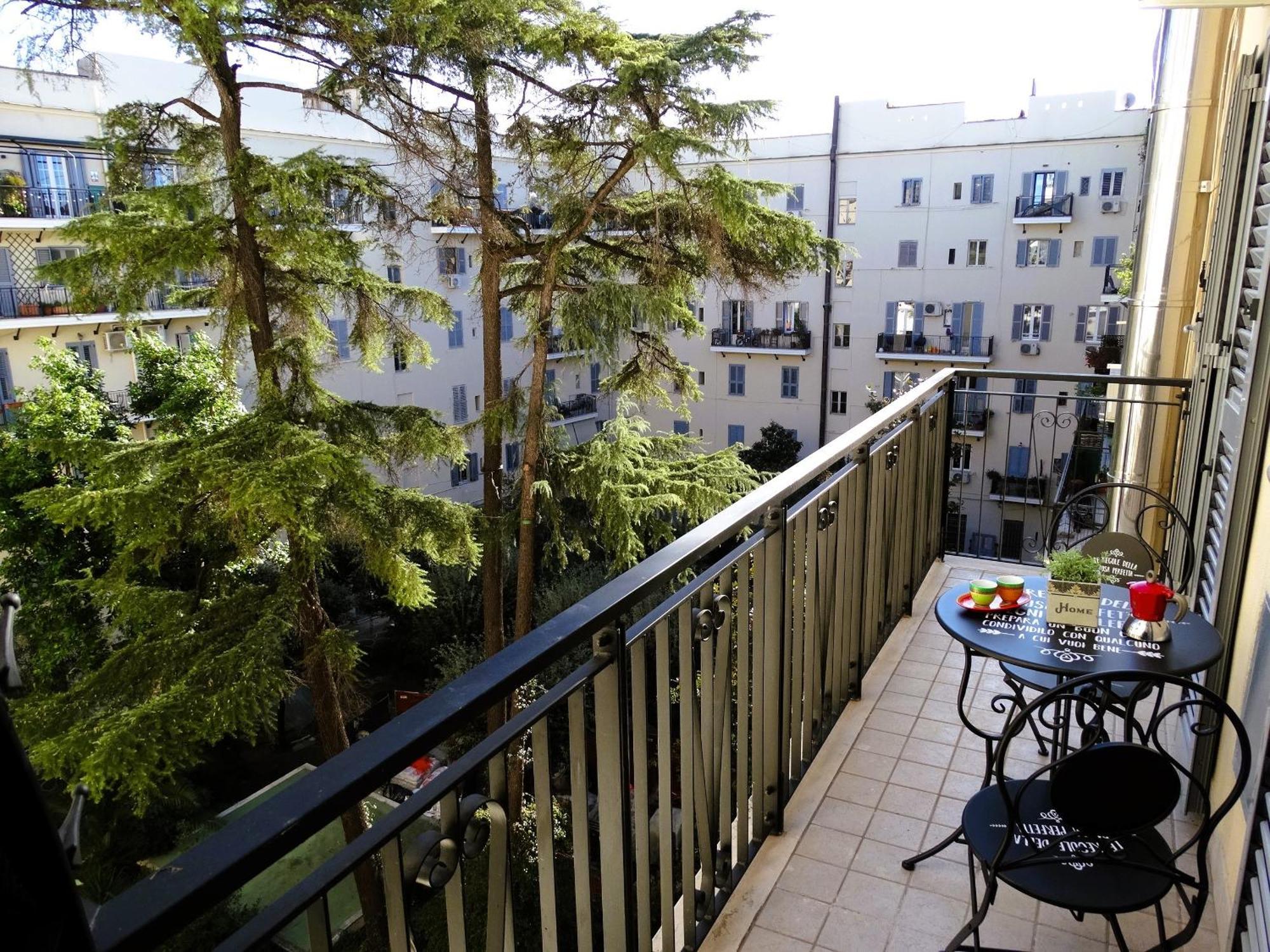 Domus Dino Apartment Rome Exterior photo